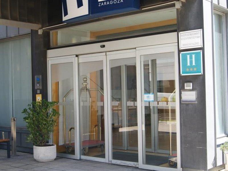 Hotel Yit Ciudad De Сарагоса Экстерьер фото